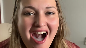 Selbstgemachtes Video: Blonde Ehefrau Schluckt Sperma Nach Deepthroat-Blowjob Gierig