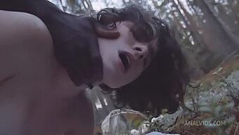 Darcy Dark'S First Anal Experience With Bbc In The Woods