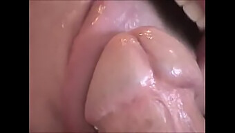 Intimate Sucking And Oral Pleasure