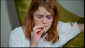 Vintage Roodharige Vixen Patty Duke In Lesbische Actie