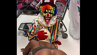 Public Orgy Turns Into Blowjob Session In Party City