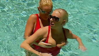 Britney Brooks Se Pone Traviesa Junto A La Piscina En Video Hd