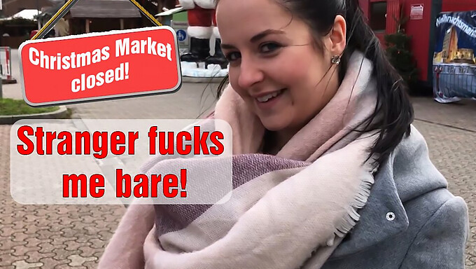 Deutsches Girl Bekommt An Weihnachten Pov Bareback Blowjob Und Cumshot