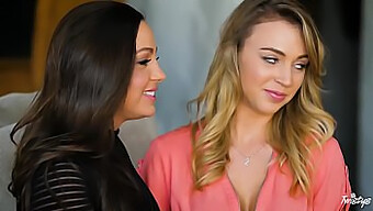 Zoey Taylor Og Abigail Mac Deltar I En Gruppeorgie, Med Sin Naturlige Fitte Og Rumpa Som Leker.