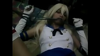 Cosplayer Kancolle Trở Nên Nghịch Ngợm Trong Video Tự Quay